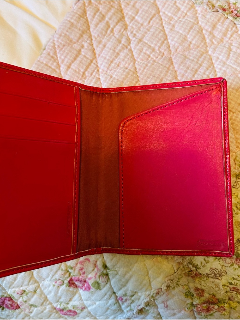 Y2K COACH Multicoloured Signature “C” Passport Holder 🩷 - Picture 3 of 7